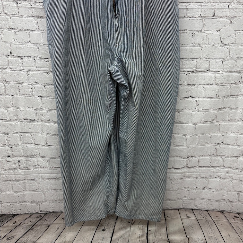 Big Bill Hickory Stripe Bib Overall with Zip Front Closure  54 Regular - Picture 6 of 10